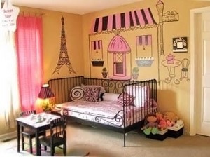 виниловые наклейки в детской 009